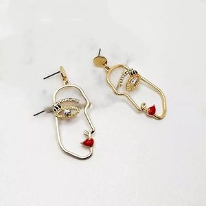 Crystal Drop Face Dangle Earrings